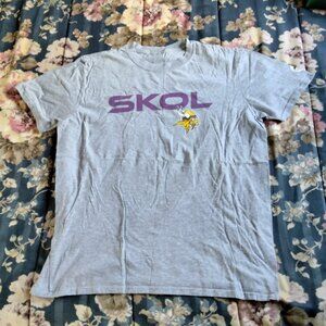 Minnesota Vikings SKOL Gray Short Sleeve Tee Shirt